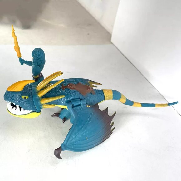 How to Train Your Dragon Figures Set Hiccup Astrid Light Fury Toothless Stormfly - Picture 6 of 16